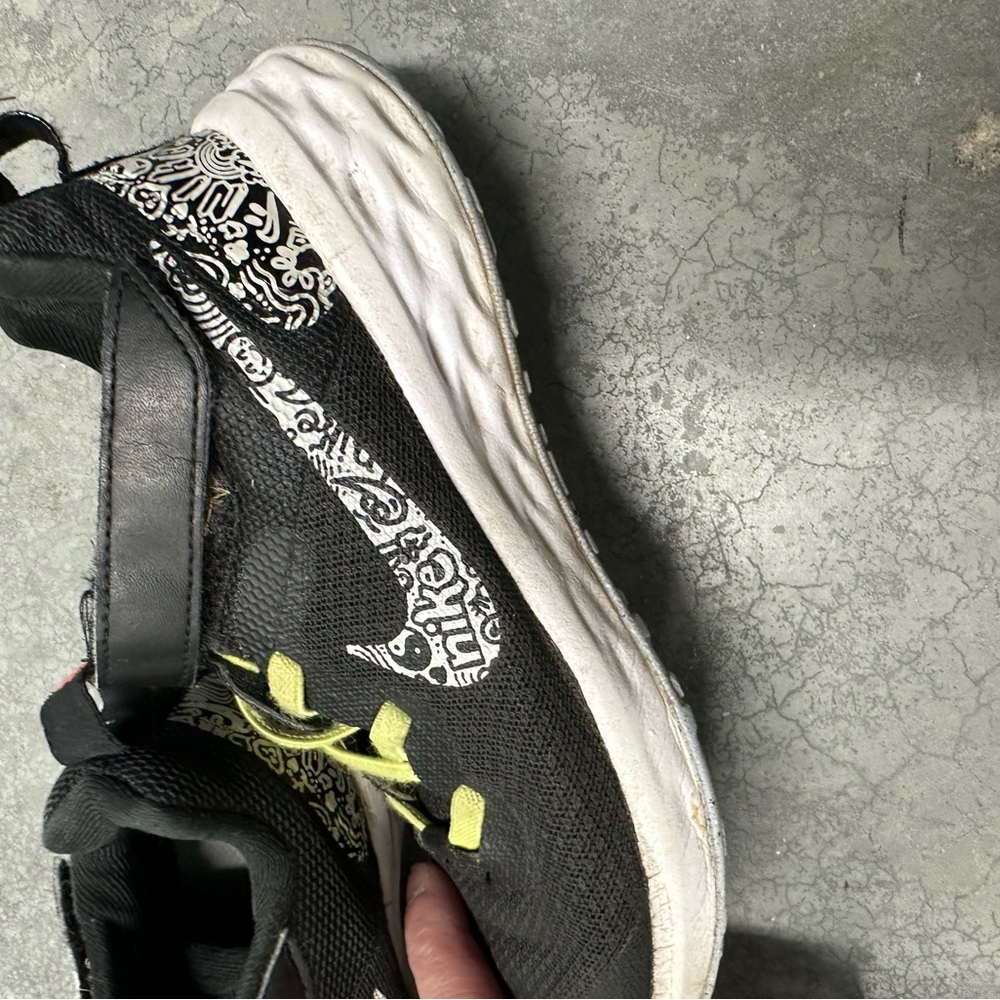 Nike Black and White Kids Sneakers